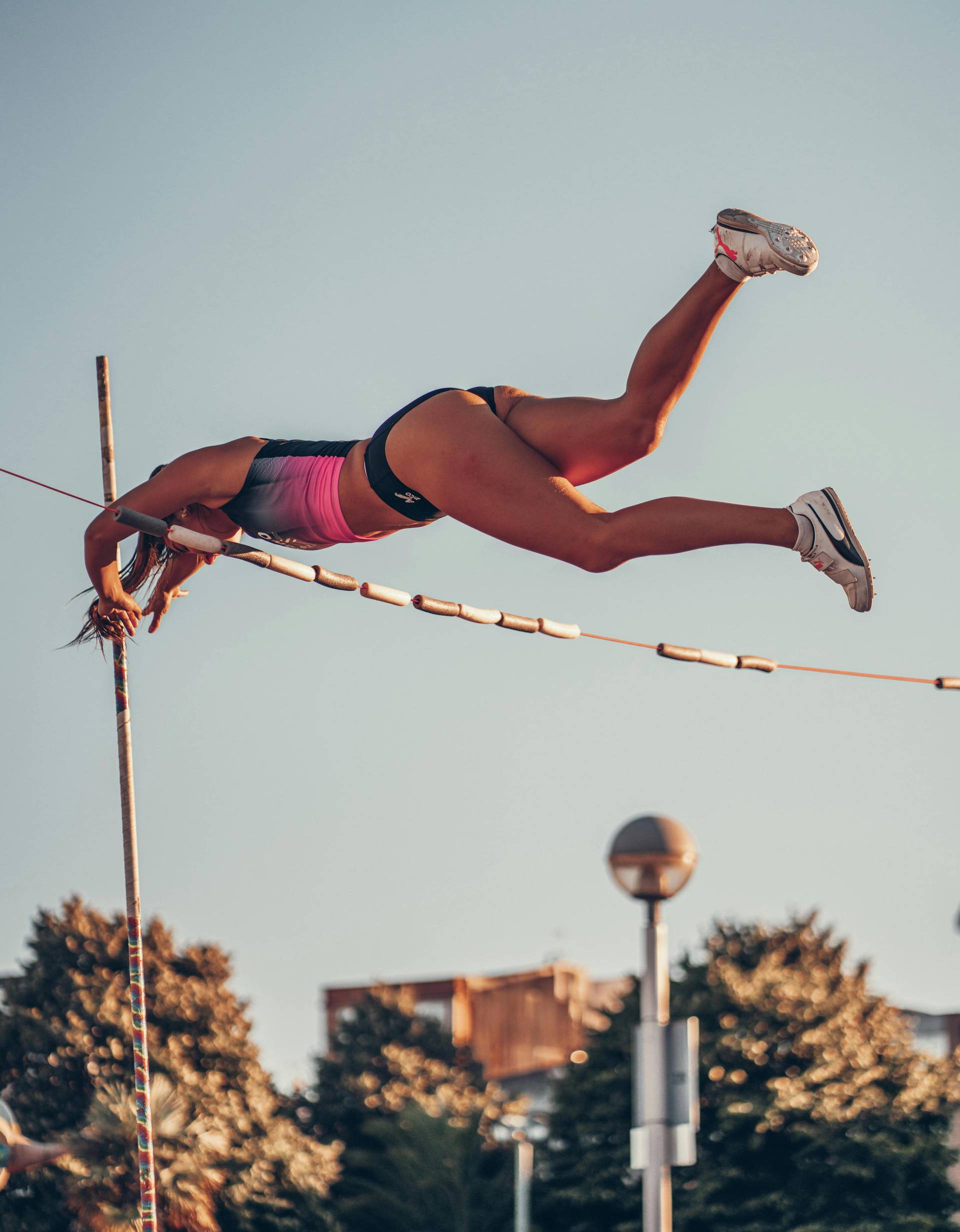  comforting the bar to rejuvenate her cheerleader